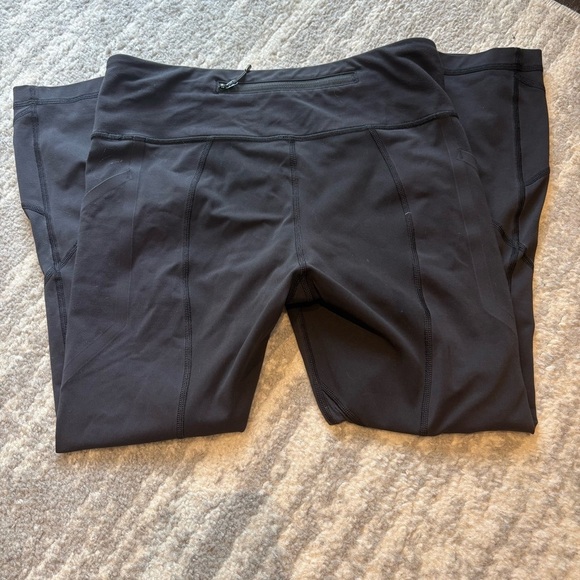 Lululemon  High-Rise Crop 23"
Black - Picture 5 of 7